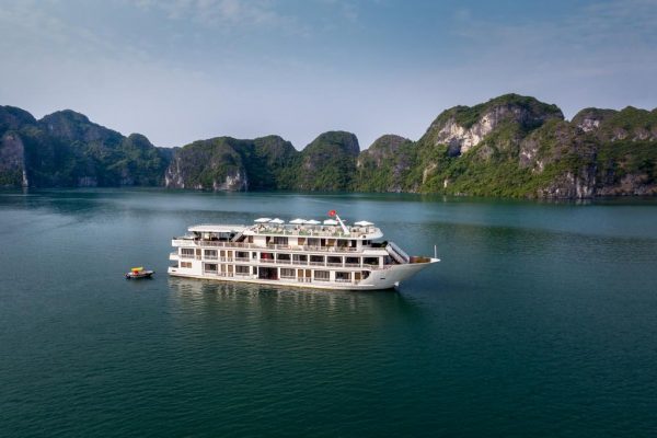 Du Thuyền Hạ Long Alisa Cruise 5 Sao