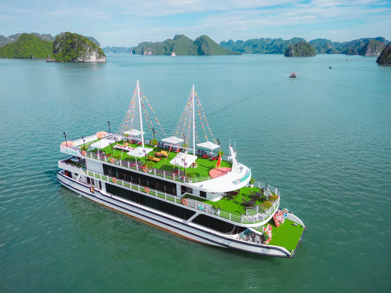 Tour Hạ Long 1 Ngày Tàu 5 Sao